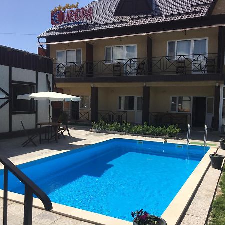 Evropa Hotel Bosteri ภายนอก รูปภาพ