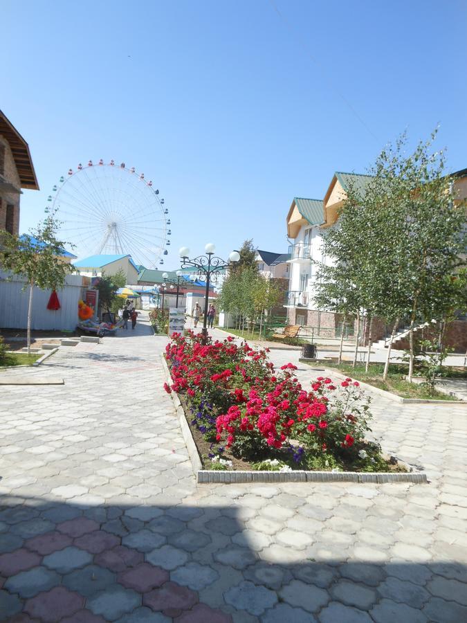 Evropa Hotel Bosteri ภายนอก รูปภาพ