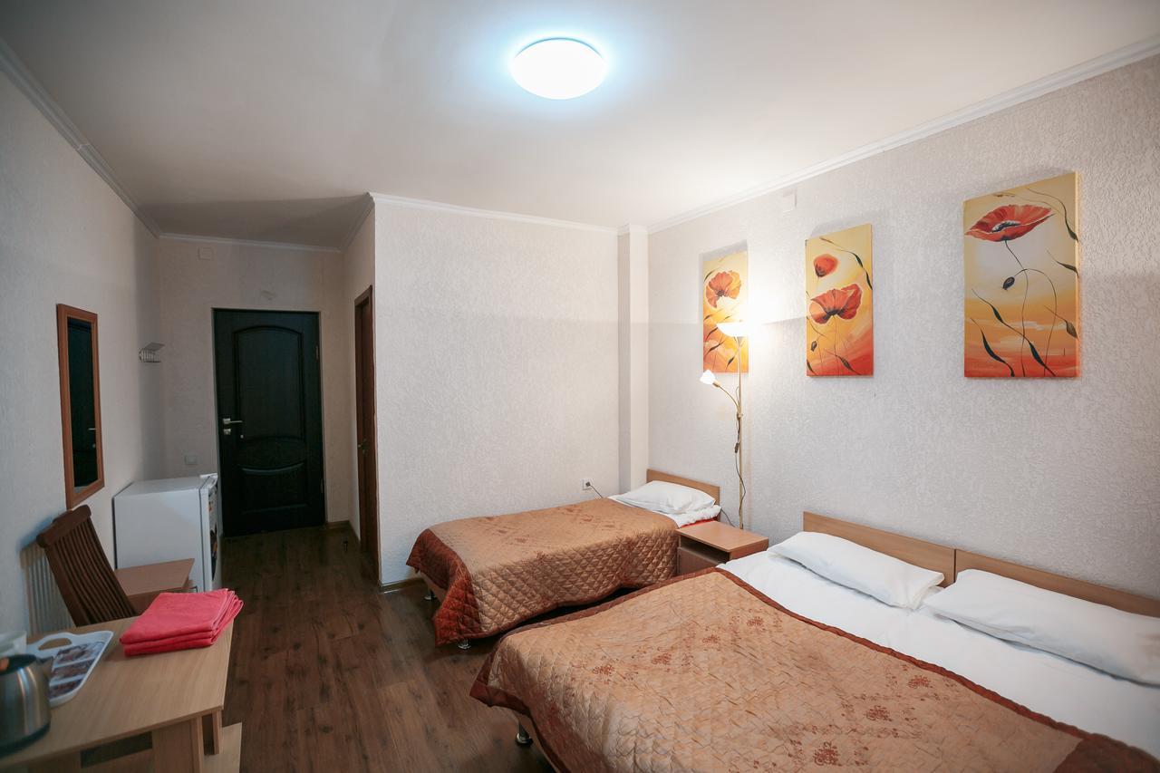 Evropa Hotel Bosteri ภายนอก รูปภาพ