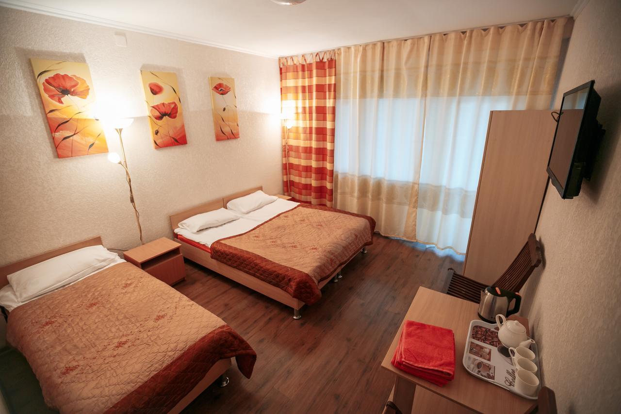 Evropa Hotel Bosteri ภายนอก รูปภาพ